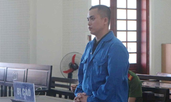 Lãnh 2 năm tù vì dùng hóa chất 