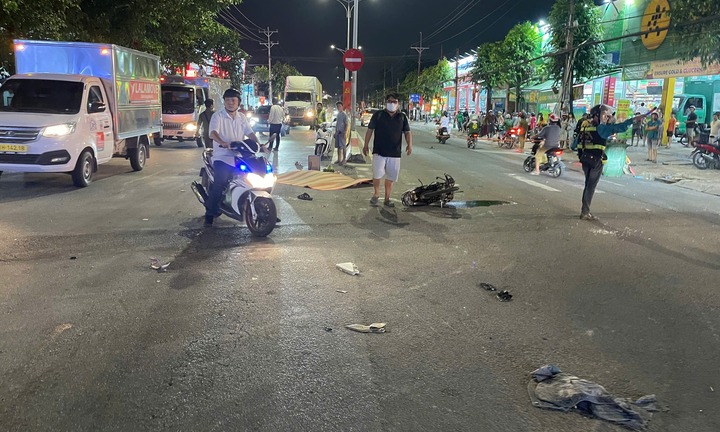 Tai nạn giao thông ở TP.HCM, thiếu niên 16 tuổi tử vong thương tâm