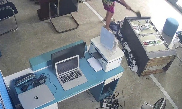 Ngăn chặn nam thanh niên Hải Phòng phá két của bố mẹ, lấy vàng nộp cho nhóm giả danh công an