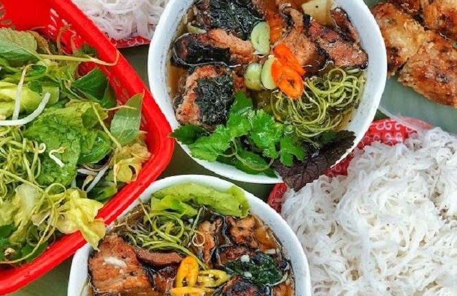 Quán bún chả Hà Nội ngon nhất tại TP.HCM