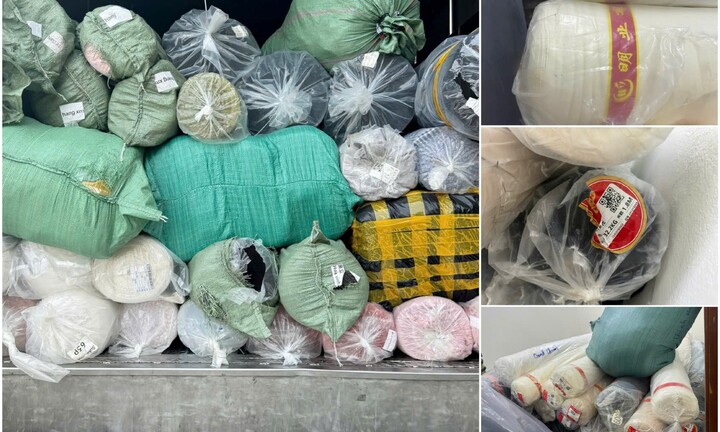 Hà Nội: Phát hiện xe tải chở hàng hóa không rõ nguồn gốc trên quốc lộ 1B