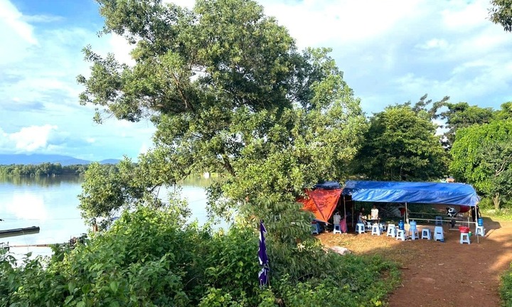 Chơi trên nhà bè, bé trai 5 tuổi ở Gia Lai không may ngã xuống nước tử vong