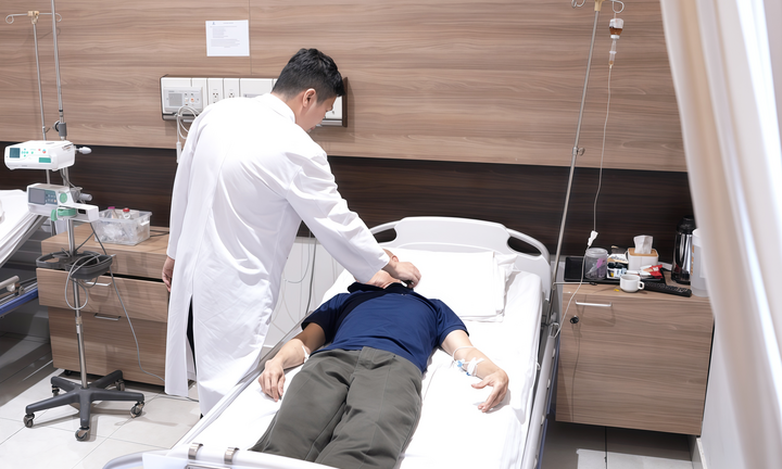 Hy hữu cụ ông 72 tuổi mắc 3 loại ung thư cùng lúc: Hồi sinh từ cửa tử