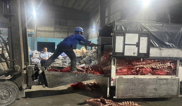 Hà Nội: Thu giữ hơn 3,5 tấn xương bò không rõ nguồn gốc