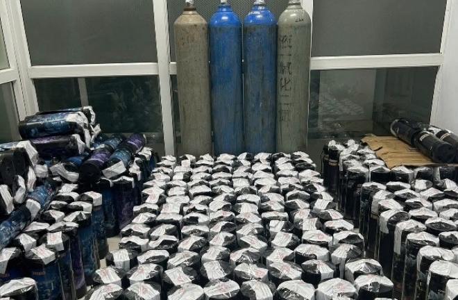 Triệt phá đường dây buôn bán 