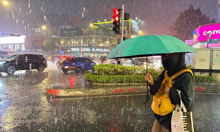 Tin tức dự báo thời tiết hôm nay (16/9): Bắc Bộ có mưa rào và dông rải rác