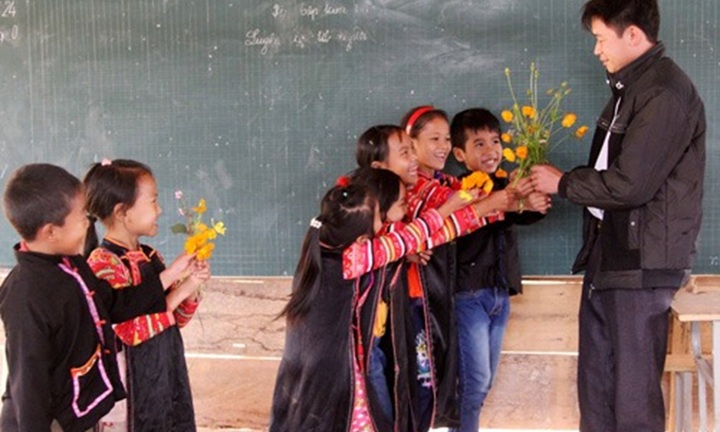 Tin vui: Từ năm 2026, giáo viên công tác ở miền núi, biên giới có thể được hỗ trợ tiền thuê nhà ở