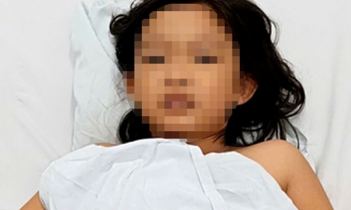 Bé gái bị hôn mê, phải cấp cứu lúc sáng sớm sau vài giờ ăn ốc biển không rõ loại