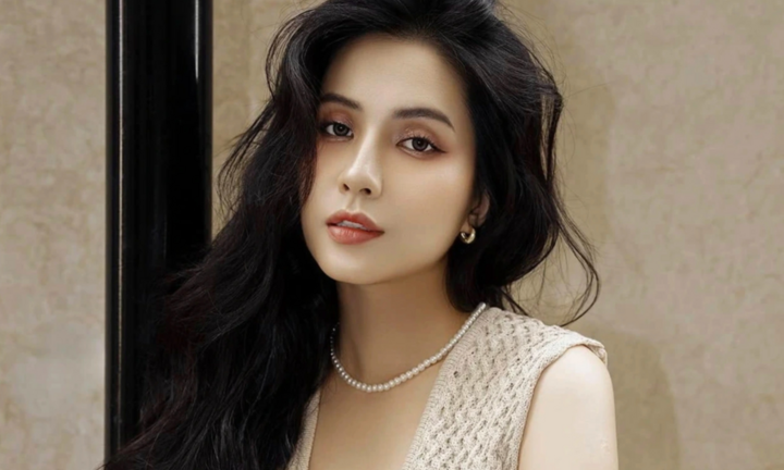 Thiên An bị gạch tên khỏi poster phim 