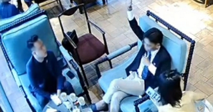 Vụ đánh nhân viên quán cà phê ở Hà Nội: Người đàn ông được gọi là 