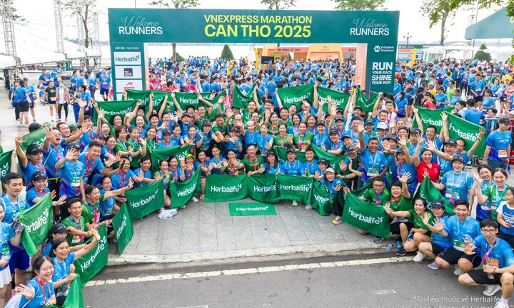 Herbalife Việt Nam cùng giải chạy VnExpress Marathon Cần Thơ 2025 khuyến khích lối sống năng động
