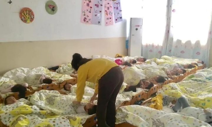 Bé trai 5 tuổi tử vong sau giấc ngủ trưa ở trường, nguyên nhân nhiều người không ngờ