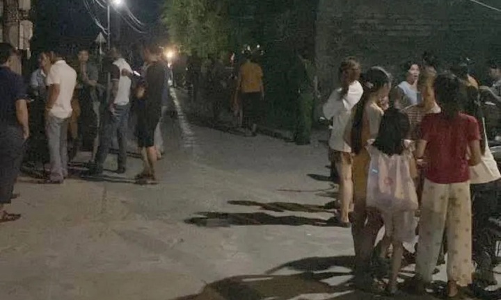 Nghệ An: Hàng trăm người nỗ lực tìm kiếm bé gái 18 tháng tuổi mất tích trong đêm