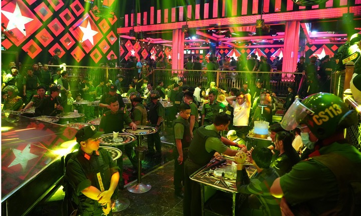 Luật ngầm chốn 