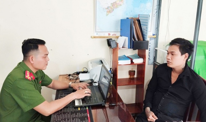 Bắt Lý Văn Nghiệp đối tượng truy nã đặc biệt nguy hiểm 