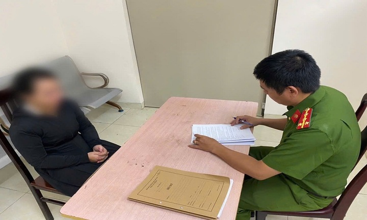 Hà Nội: Nợ tiền mang xe đi bán, người phụ nữ báo tin giả bị cướp