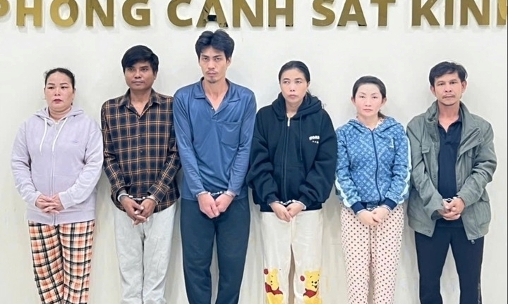 Kiểm tra bãi xe ở TP.HCM, công an phát hiện đường dây sản xuất hàng giả do Đoàn Văn Bằng cầm đầu