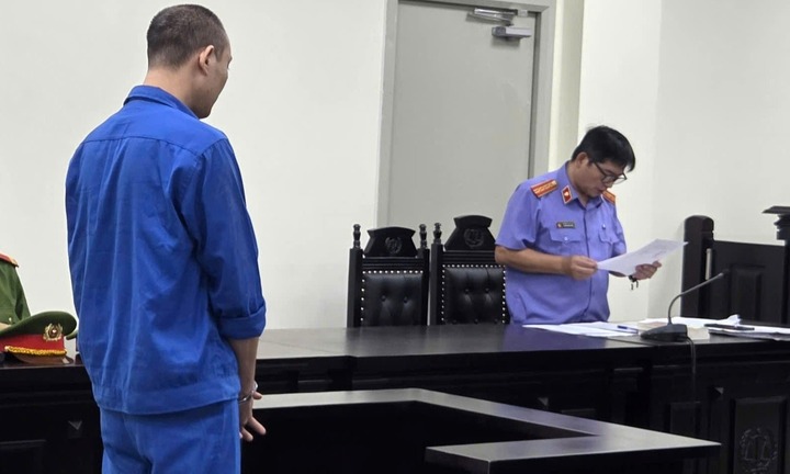 Phát hiện vợ xưng