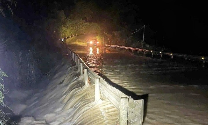 Thông tin mới thiệt hại về người và tài sản do cơn bão số 10 (cơn bão Bualoi)