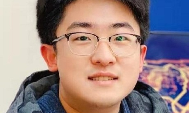 Nhà nghiên cứu vừa bảo vệ luận án tiến sĩ tại Mỹ đột ngột qua đời ở tuổi 28, giới học thuật bàng hoàng