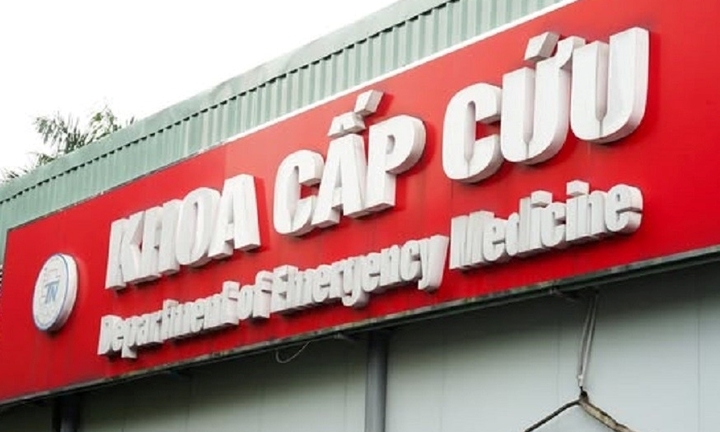 Nữ sinh 14 tuổi co giật, nguy kịch sau khi uống phải rượu không rõ nguồn gốc