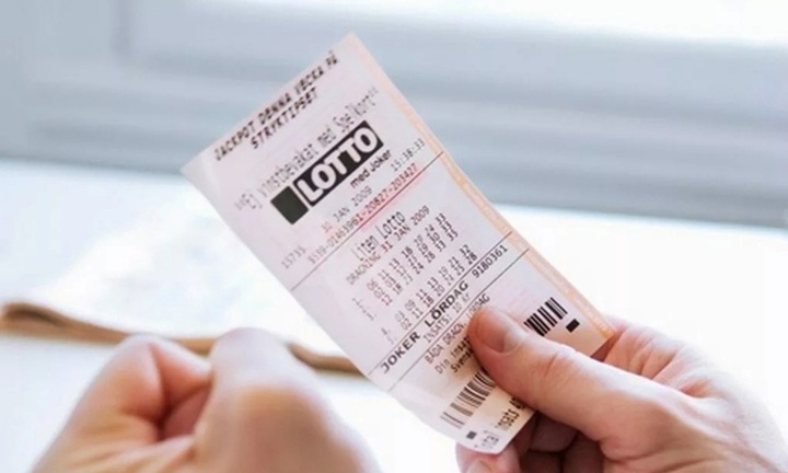 Bỏ quên tờ vé số trúng 474 tỷ đồng trong túi áo, người đàn ông bị truy lùng suốt 6 tháng