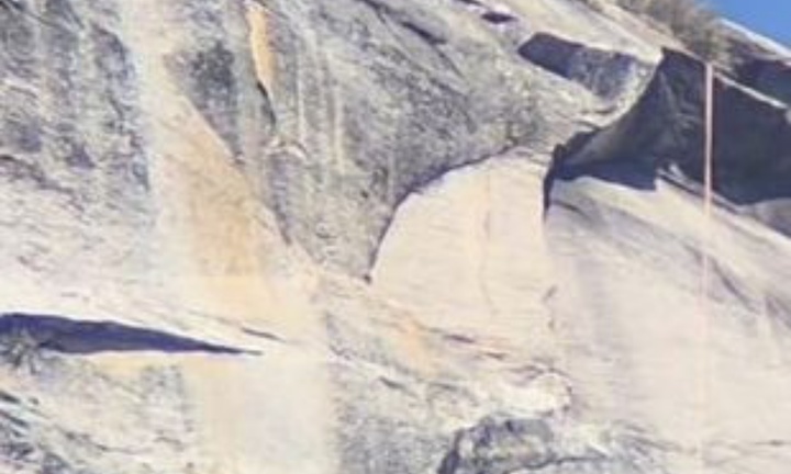 Influencer nổi tiếng tử nạn khi đang phát trực tiếp cảnh chinh phục vách đá