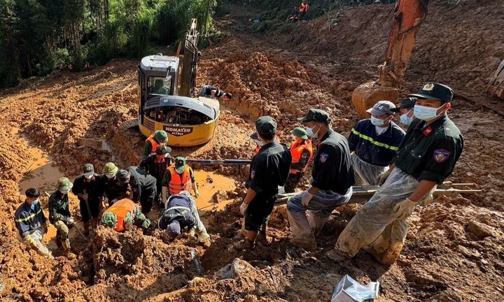 Vụ 4 người trong gia đình mất tích ở Tuyên Quang: Đã tìm thấy 3 thi thể