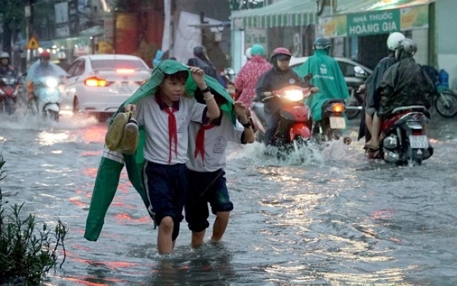 Hải Phòng: Các trường tự quyết định việc cho học sinh nghỉ học để phòng chống bão Matmo