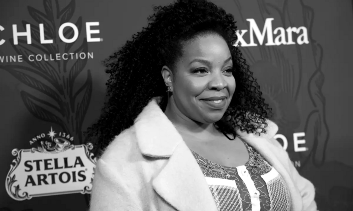 Nữ diễn viên đình đám đột ngột qua đời ở tuổi 52 khiến ai nấy xót xa