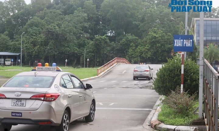 Đề xuất bãi bỏ hàng loạt điều kiện trong đào tạo lái xe