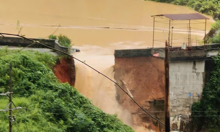 Vỡ đập thủy điện ở Lạng Sơn