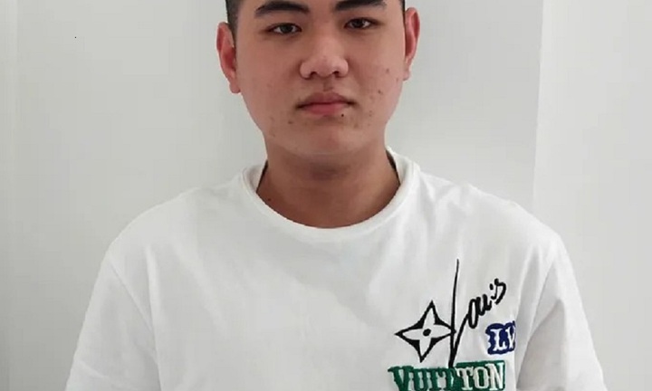 Vụ cô gái bị người yêu đâm tử vong trên vỉa hè ở TP.HCM: Nghi phạm khai gì?