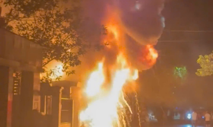 Cửa hàng quần áo cháy lớn, ông chủ 22 tuổi tử vong thương tâm: Nhân chứng nói gì?