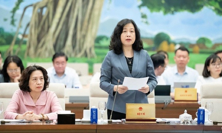 Đề xuất chồng được nghỉ thêm 5 ngày làm việc khi vợ sinh con thứ 2