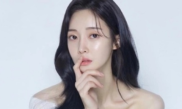 Nữ ca sĩ nổi tiếng kháng cáo bất thành trong vụ án bạo hành trẻ em và phỉ báng