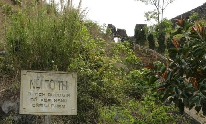 Check-in đỉnh núi Tô Thị – điểm đến độc đáo ở Lạng Sơn