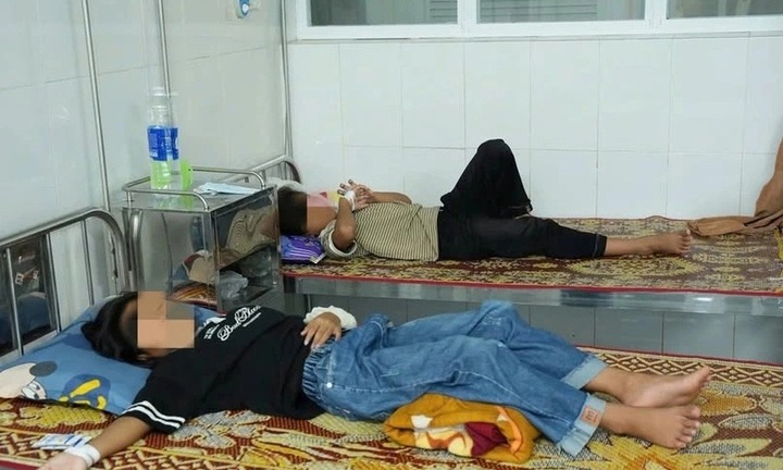 Vụ 40 học sinh nhập viện vì triệu chứng ngộ độc thực phẩm ở Quảng Trị: Công an vào cuộc