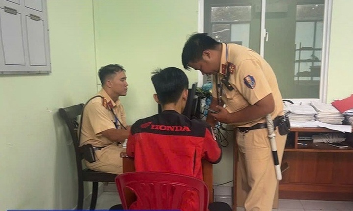 Đăng video “bốc đầu” lên TikTok để câu view, nam thanh niên bị tịch thu xe