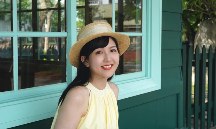 Nữ ca sĩ xinh đẹp qua đời ở tuổi 34 tuổi do bệnh ung thư hiếm gặp