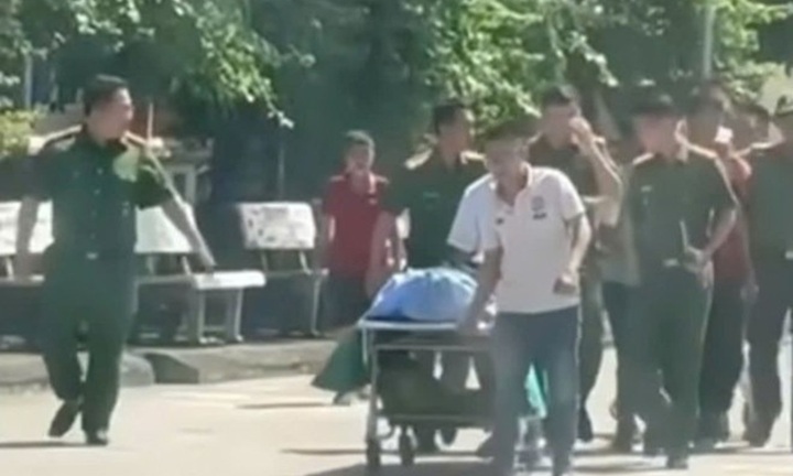 Điều tra nguyên nhân vụ nam sinh lớp 12 bị học sinh lớp 11 dùng dao đâm tử vong