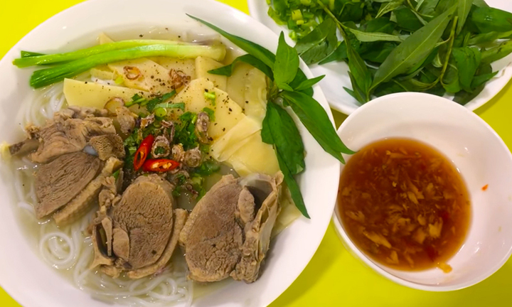 Cách nấu bún măng vịt ngon đậm đà