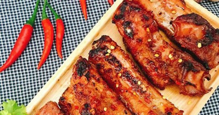 Cách làm sườn nướng sa tế bằng nồi chiên không dầu