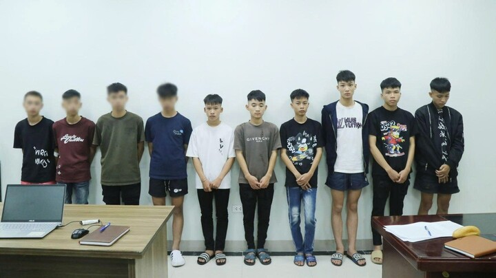 Tạm giữ 20 thanh thiếu niên gây rối trật tự công cộng tại Bắc Ninh