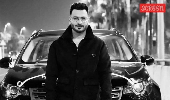 Nam ca sĩ kiêm nhạc sĩ nổi tiếng đột ngột qua đời do đau tim