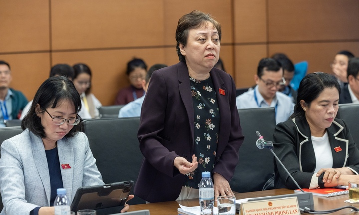 ĐBQH: Cần tạo điều kiện để báo chí cạnh tranh lành mạnh với mạng xã hội