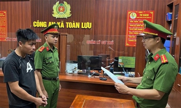 Bắt trộm 21 con gà, Đặng Đình Thắng bị khởi tố