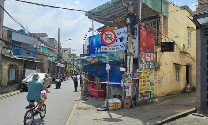 Điều tra vụ người đàn ông tử vong tại tiệm tạp hóa ở TP.HCM