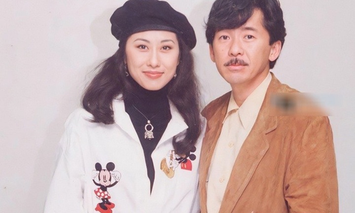 Nam ca sĩ cho vợ 100 tỷ đồng để li hôn, cưới tình nhân nhỏ hơn 14 tuổi giờ ra sao?