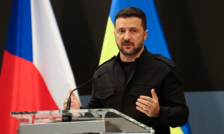 Chiến sự Nga - Ukraine ngày 8/11: Phòng tuyến Ukraine sụp đổ liên hoàn, Tổng thống Zelensky 